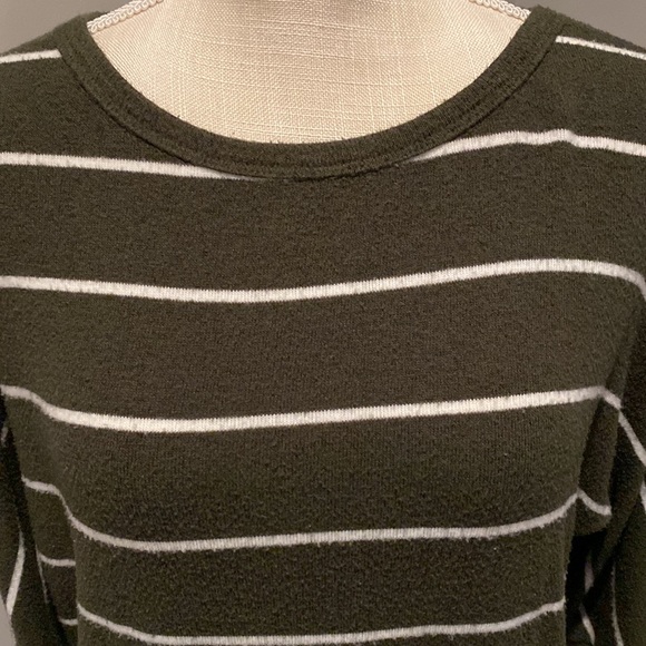 Market & Spruce Knit Top Size: M - Picture 2 of 12